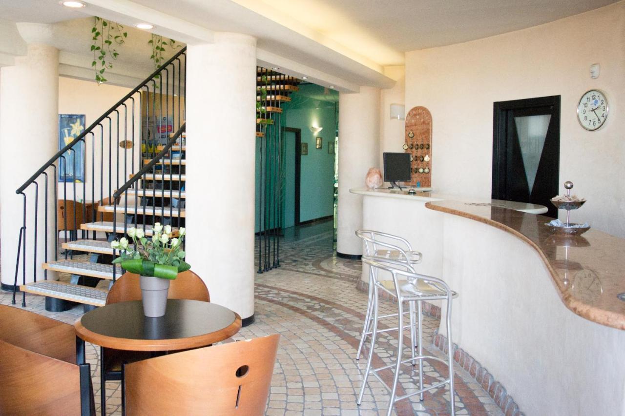 רימיני Amba Hotel מראה חיצוני תמונה